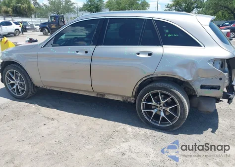 2020 Mercedes-Benz Glc 300 4Matic z USA, uszkodzony, nr VIN WDC0G8EB4LF754308